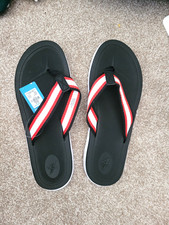 MENS FLIP FLOPS LARGE 9 10