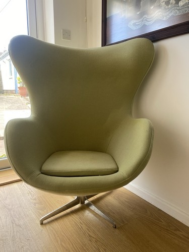 Arne jacobsen style green - jacobsen,