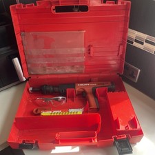Hilti DX351 BT with Hilti