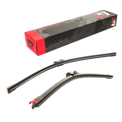 Front windshield wiper blades - front,
