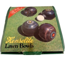Henselite Lawn Bowls Set Size