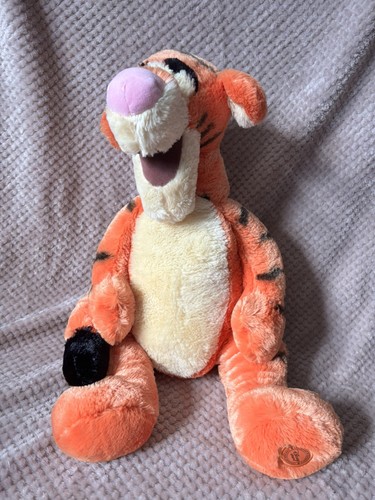 Authentic disney store medium - disney,