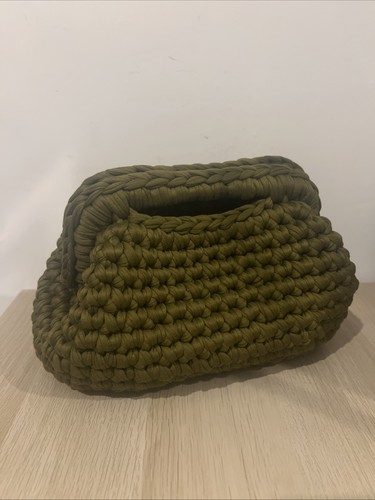 Army green viral - khaki, crochet