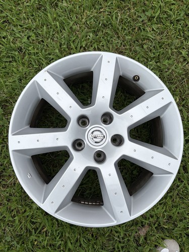 Nissan 350z front - front, 17"