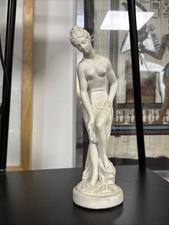 Vintage Figurine statue Grecian Naked Lady Woman Venus de Milo W/ Towel