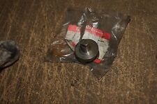 SUZUKI GENUINE RM250 X-Y LEFT HAND POWER VALVE 11256-37E31  185 SHOP SOILED 