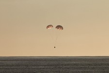 Spacex crs dragon - spacex,