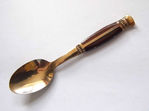 Bronze tea spoon with - tea, rosewood