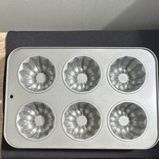 Silver Metal 6-Cavity Savarin
