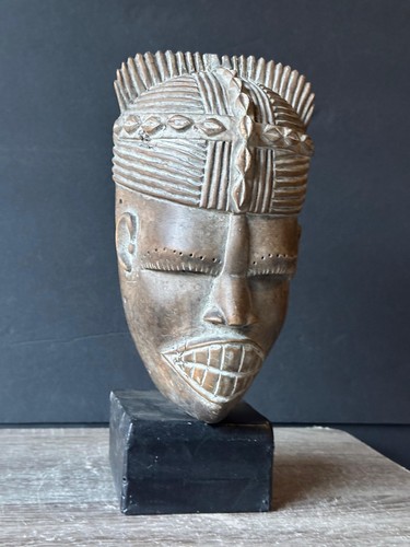 Vintage west african mask - west,