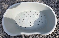 Plastic bed for dogs and cats