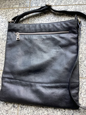 Osprey Women's Black Leather Bag Messenger Shoulder across body Large Size 