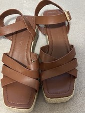 Tan Strappy Sandals From Primark Size 4 , Unworn