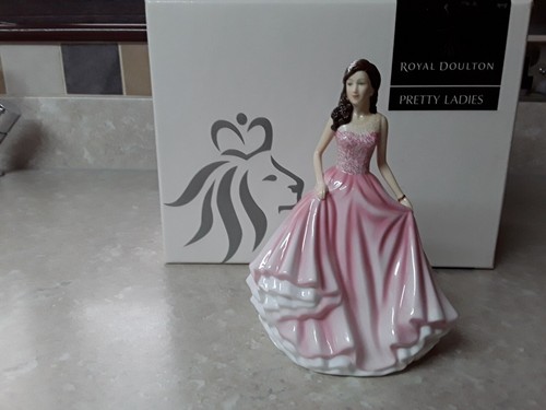 Royal doulton figurine - royal,