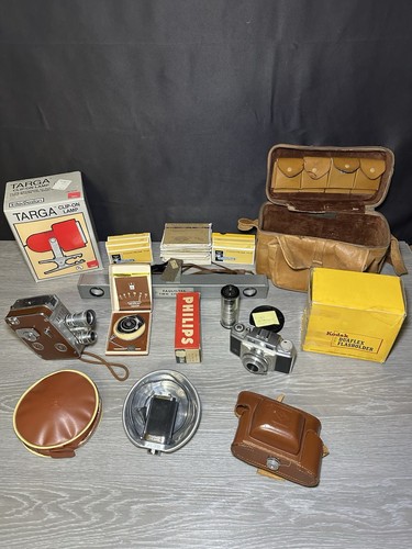 Vintage camera lot - camera, agfa