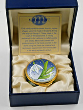 BEAUTIFUL MOORCROFT ENAMEL HINGED ROUND TRINKET BOX SNOWDROPS NEW BOXED