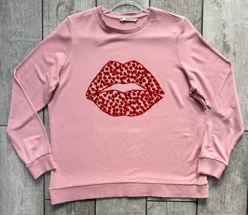 Ladies pink lips - lips, jumper