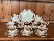 ROYAL ALBERT OLD COUNTRY ROSES