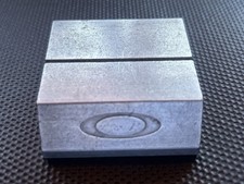 Oakley Genuine card coin photo