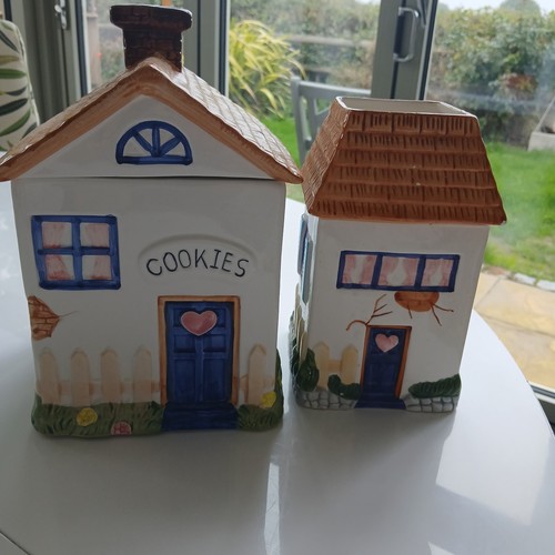 Vintage 1990s ceramic cottage - 1990s,