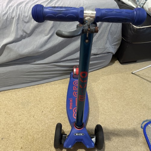 Micro maxi led folding scooter - maxi,