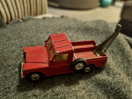 Corgi land rover 109 - land, pick