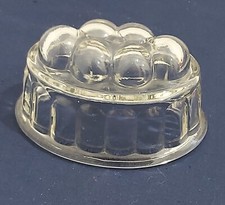 TRADITIONAL VINTAGE OVAL GLASS