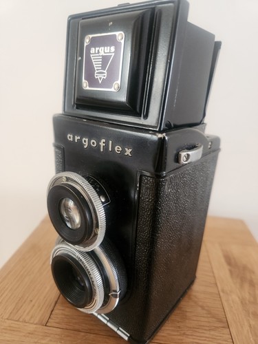 Vintage argus tlr camera - vintage,