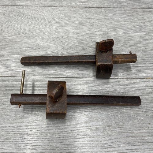 Vintage marking gauges - x,