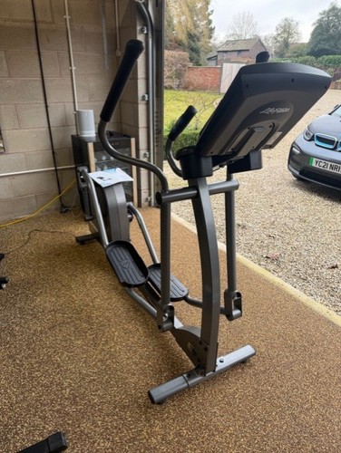 Life fitness elliptical - life,