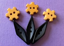6 Vintage Bakelite Buttons