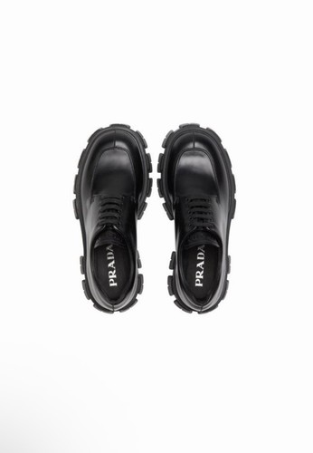 Prada monolith lace black - up,