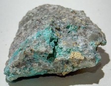 Turquoise and quartz mineral