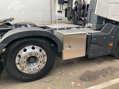 Daf side locker shelf - locker,