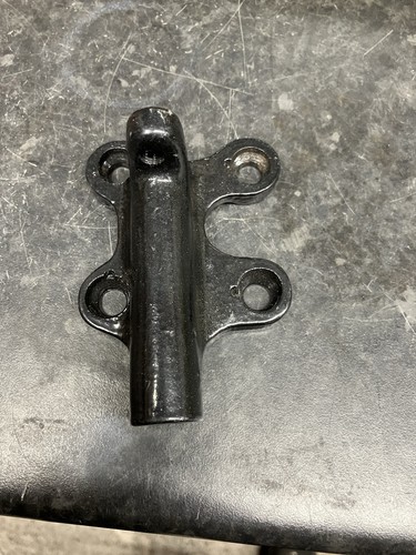 Norton magneto mounting plate - magneto,