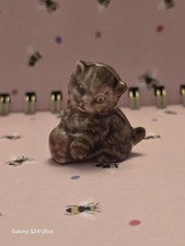Vintage Wade Whimsies Kitten