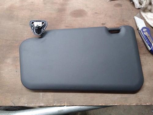Nissan juke sun visor dig - nissan,