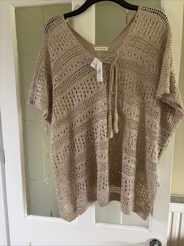 Monsoon beige and - beige, gold