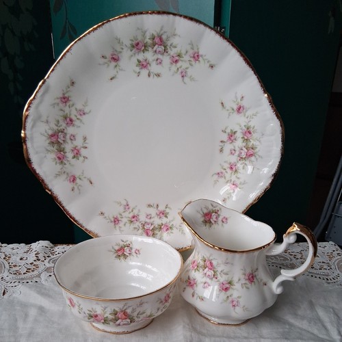 Paragon victoriana rose cake - paragon,