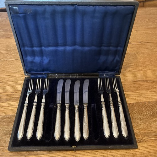 Solid silver handled - silver, knife