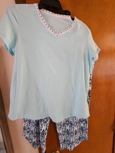 Carole hochman woman piece - hochman, woman's