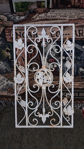 Beautiful vintage wrought iron - beautiful,