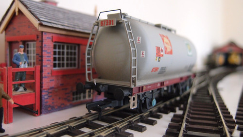 Bachmann shell tanker - bachmann,