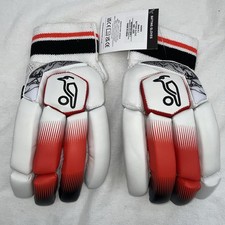 Kookaburra Cricket Batting