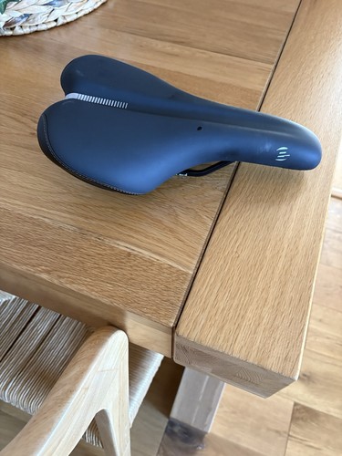 Brand new bike seat - seat,