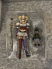 Play Arts Kai Batman Arkham