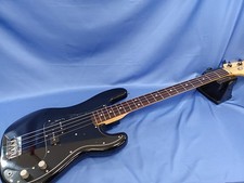 Tokai Precision Bass Type