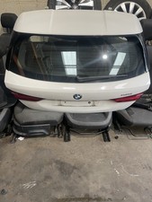 2019-ON BMW 1 SERIES F40 TAILGATE COMPLETE WITH REAR LIGHTS IN WHITE