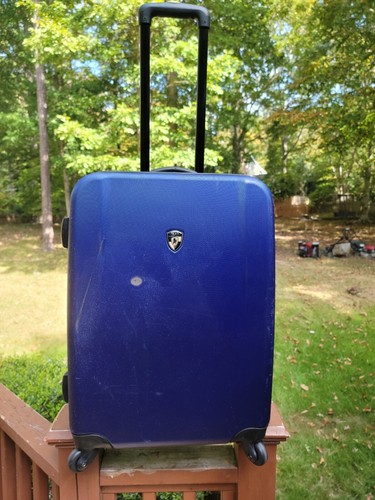 Nice heys hardside spinner - 26",