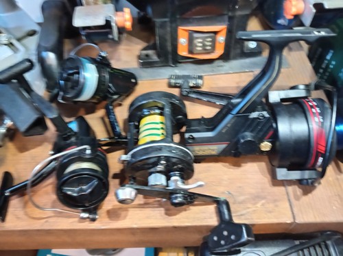 Fishing reels job lot - job,